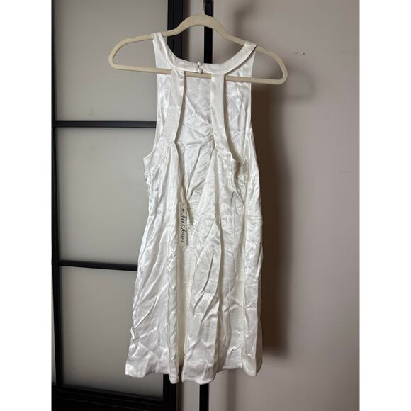 NWT For Love and Lemons Lucy Mini Dress in White Size Large - Picture 3 of 8
